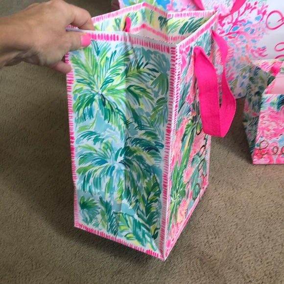 Lilly Pulitzer Reusable Totes - Picture 2 of 7